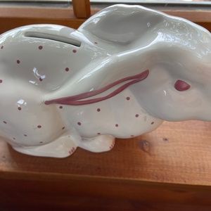 Tiffany and Co. Austria bunny rabbit hare coin bank white pink girls